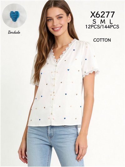 Blusa corazones bordados y encaje 2