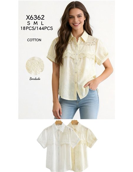 Camisa bordada con canesú de encaje