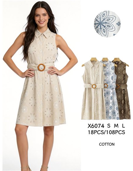 Robe courte sans manches avec ceinture et broderie ajourée