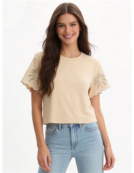 Camiseta mangas bordadas de palmera