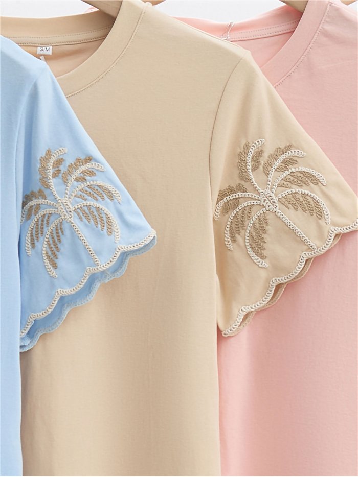 Camiseta mangas bordadas de palmera