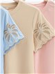 Camiseta mangas bordadas de palmera