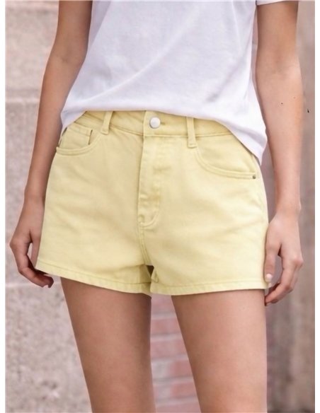 Shorts vaqueros amarillos