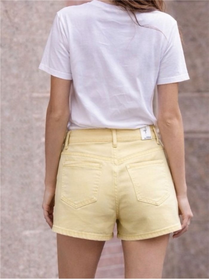 Shorts vaqueros amarillos