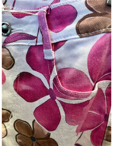 Pantalón recto floral rosa