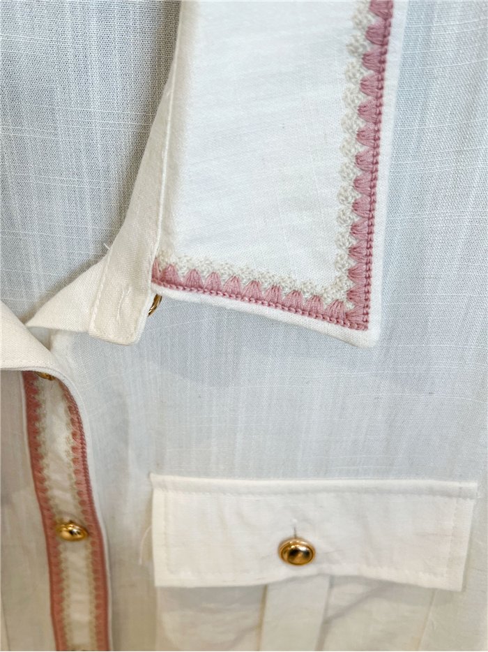 Camisa sin mangas ribete bordado