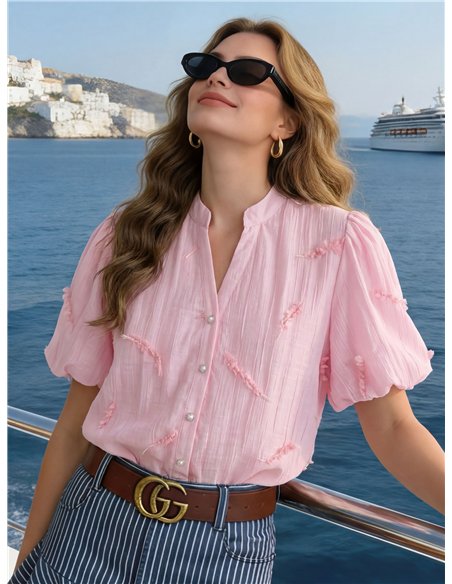 Blusa textura flor aplicada