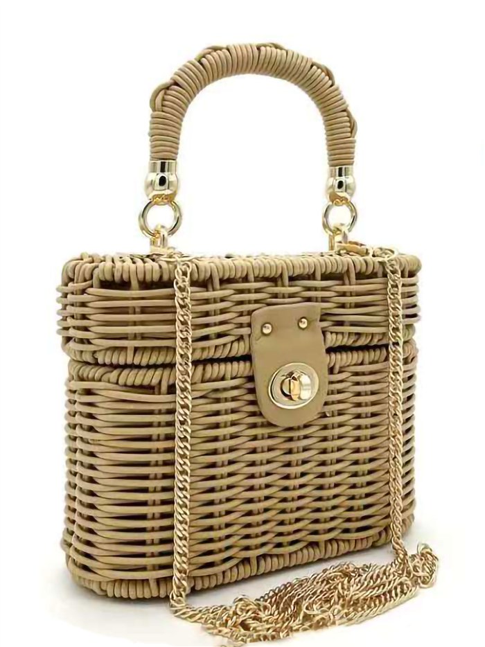 Bolso caja de rafia con cadena