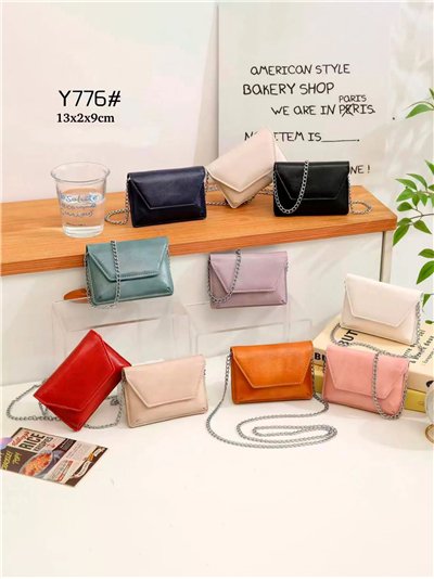 Mini bolso sobre con cadena 2