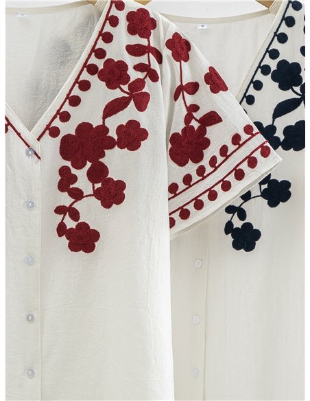 Blusa bordada floral