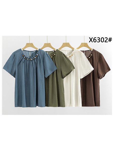 Blusa fluida con detalle abalorios