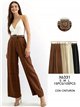 Pantalón wide leg con cinturón de tachas