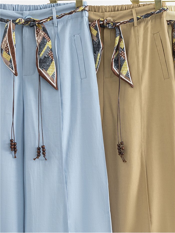 Pantalon à jambes larges avec écharpe