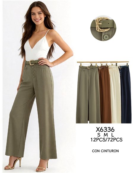 Pantaloni con dettagli a bottoni e cintura