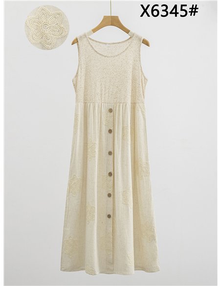 Abito midi in lino con ricami floreali all'uncinetto.