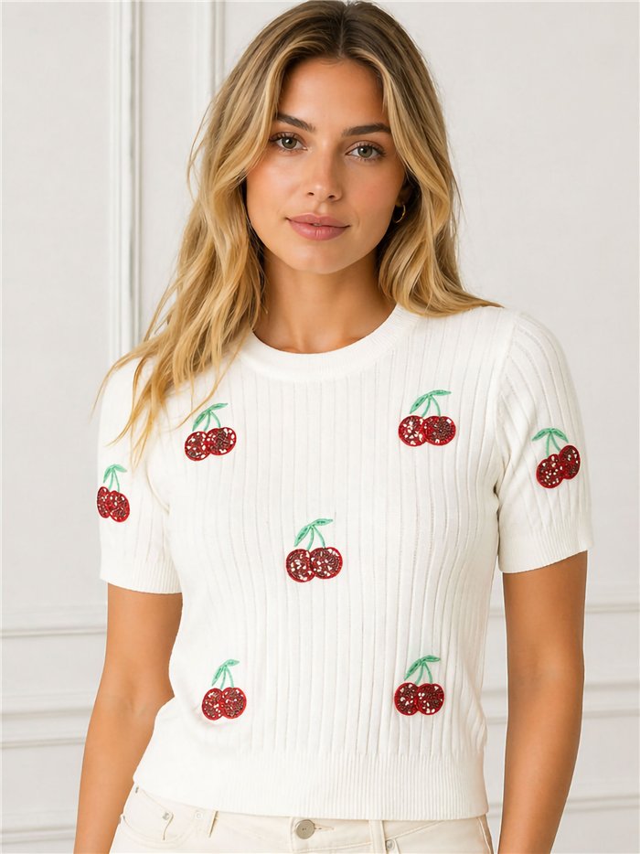 haut en maille brodé de cerises