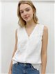 Blusa branca bordada sem mangas