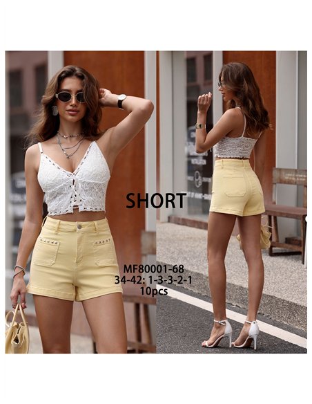 Short en jean jaune à clous en forme d'étoile