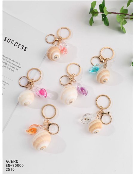 Portachiavi nautico con conchiglia effetto naturale e cristallo