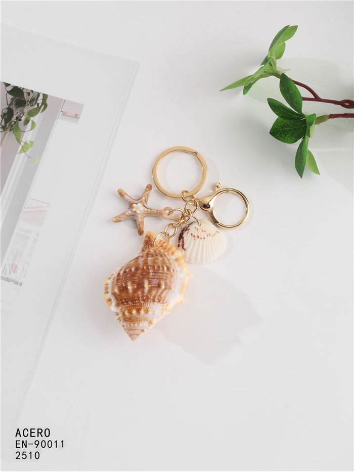 Porte-clés nautique avec coquillage, conque et étoile de mer à effet naturel