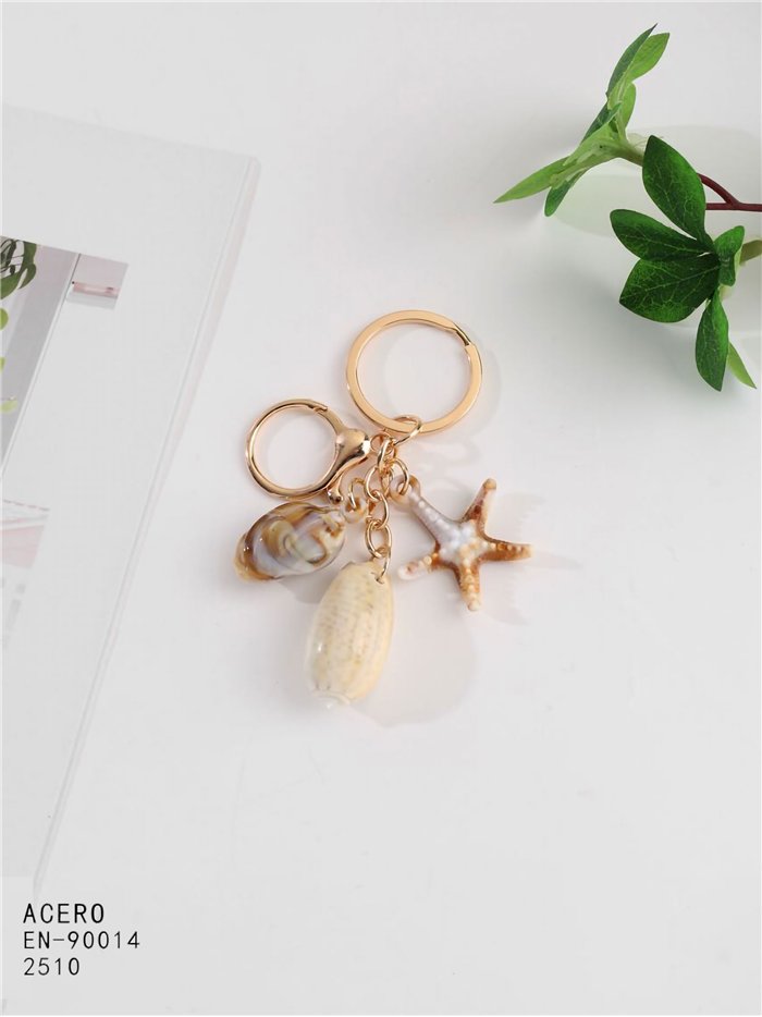Porte-clés marin avec coquillages et étoiles de mer à effet naturel