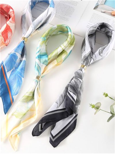Pañuelo satinado de hojas acuarela