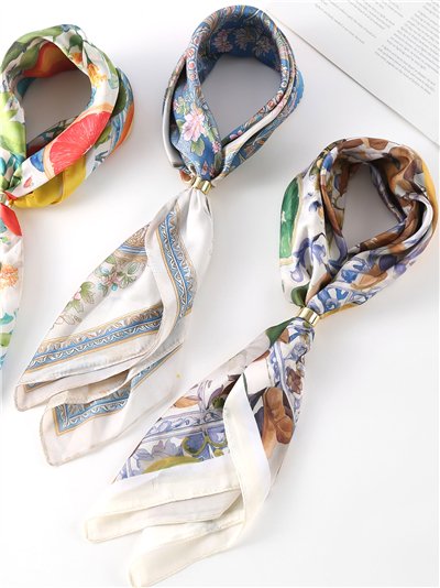Pañuelo satinado estampado mediterráneo