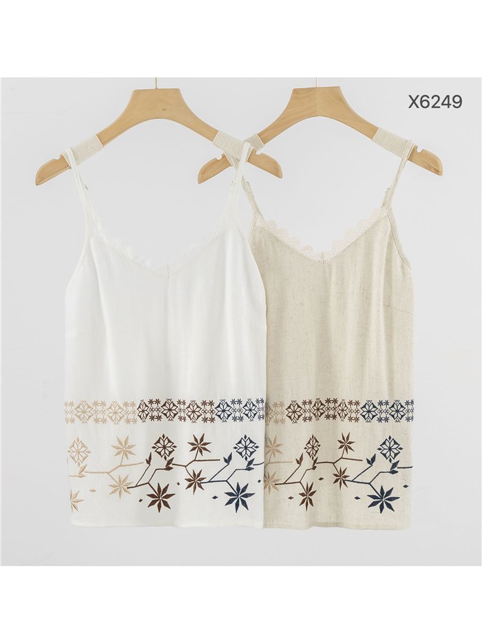 Lin de dessus brodé ethnique