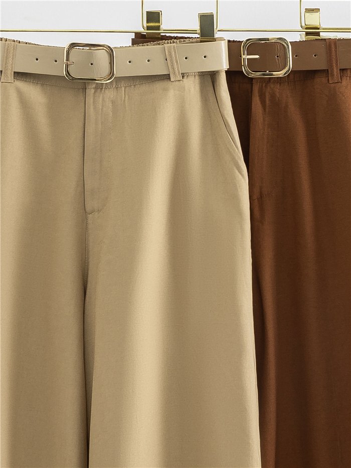 Pantalón wide leg con cinturón