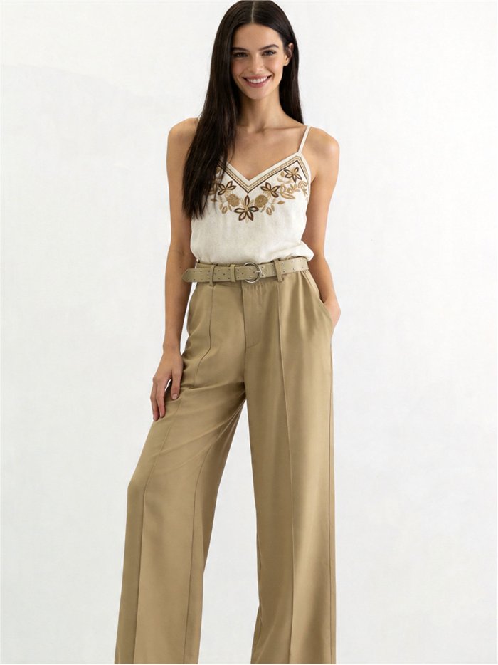 Pantalón recto con cinturón