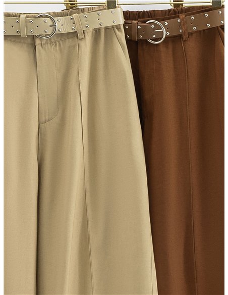 Pantalón recto con cinturón