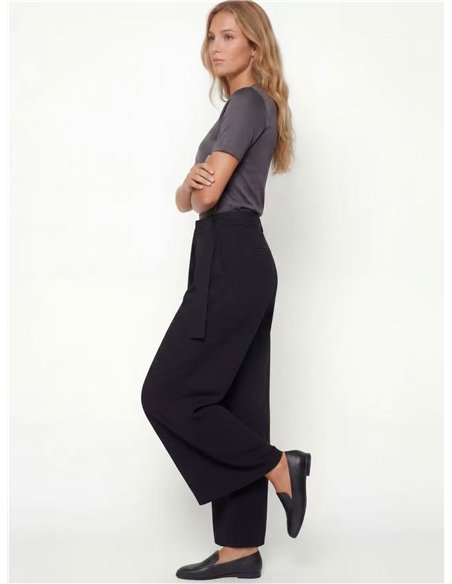 Pantalón wide leg con lazada