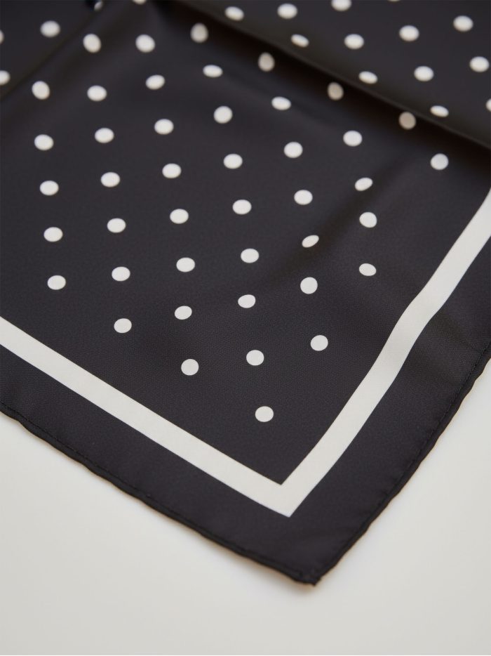 Chic polka-dot square silk effect scarf