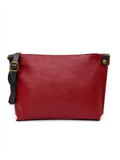 Bolso bandolera plano de piel con cremallera