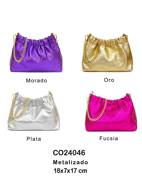 Bolso fruncido metalizado con cadena