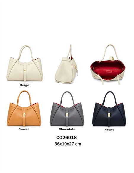 Bolsa de compras em couro com fecho central.