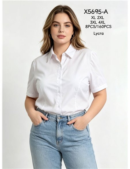 Plus size tailored short sleeve stretch shirt