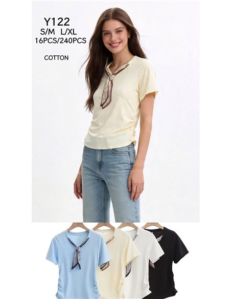 Camiseta detalle pañuelo