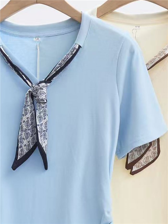 Camiseta detalle pañuelo