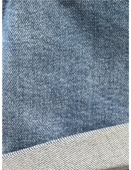 Short vaquero bajo vuelto