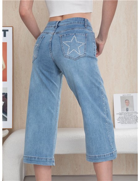 Pantalón vaquero culotte tachuelas y estrella