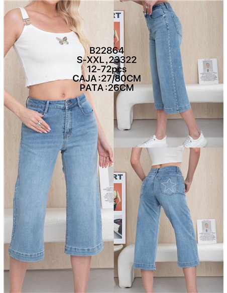 Pantalón vaquero culotte tachuelas y estrella