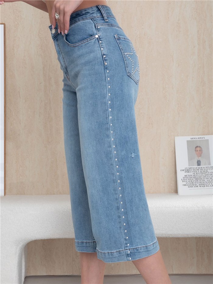 Pantalón vaquero culotte tachuelas y estrella
