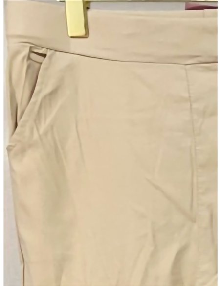 Stretch trousers with pockets