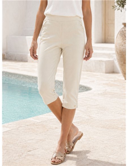 Stretch capri trousers