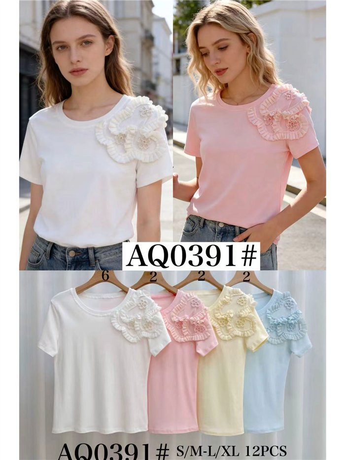 Ruffle flower embellished t-shirt