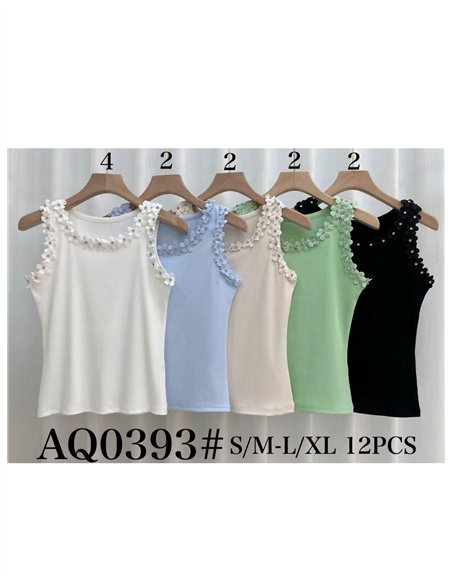 Blusa sem mangas com estampa floral em relevo