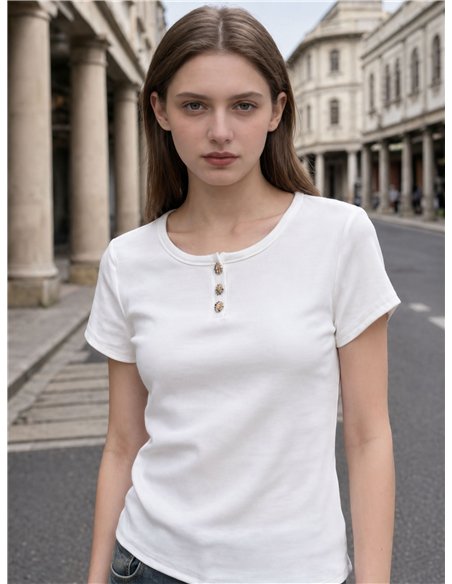 Jewel button t-shirt