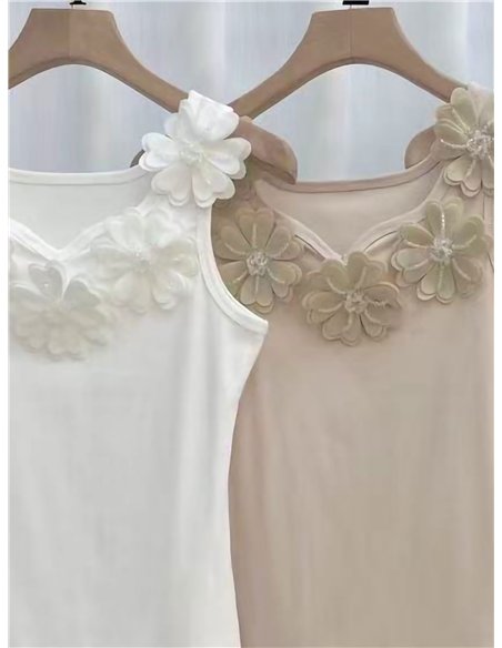 Floral appliqué tank top