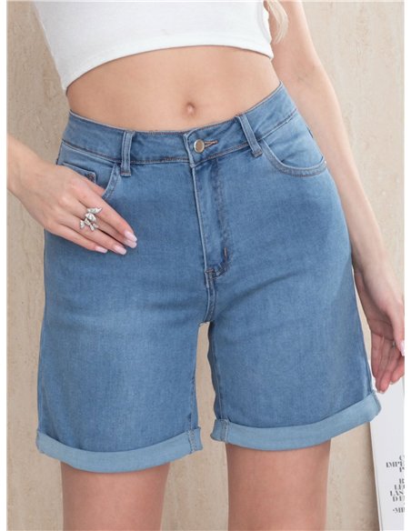 Bermuda jeans plus size com glitter e estrelas